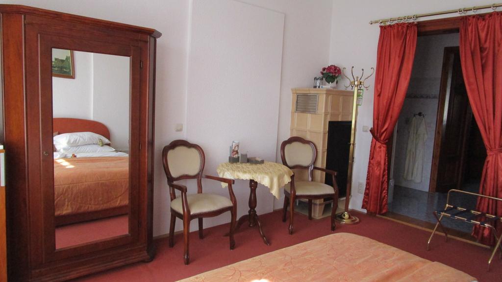 ראדבול Hotel - Pension Villa Marie מראה חיצוני תמונה